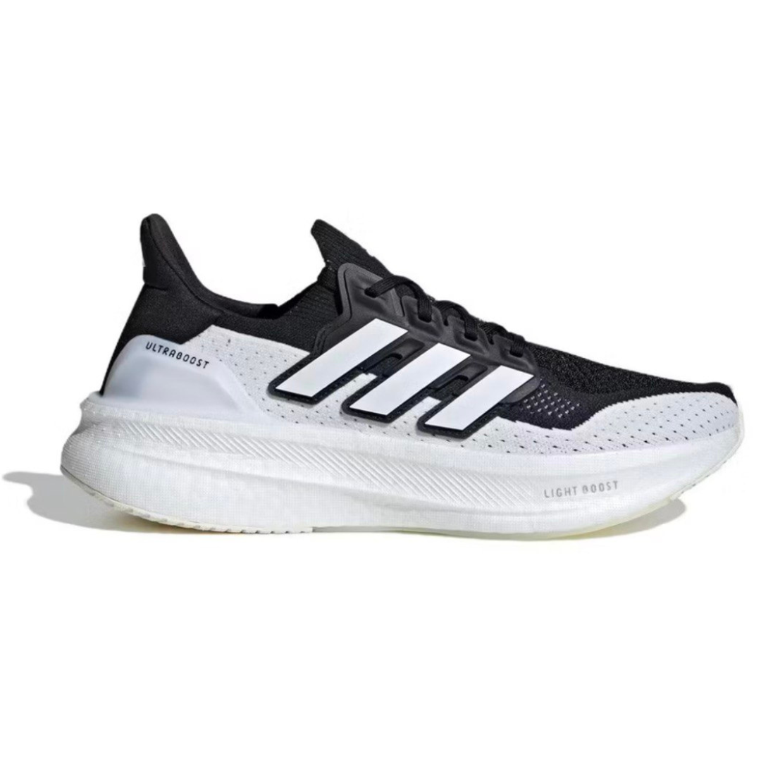 Ultraboost White Black Adidas X SNS X Social Status Ultraboost SE "White/Black" Sneakers Ultraboost White Black Adidas X SNS X Social Status Ultraboost SE "White/Black" Sneakers