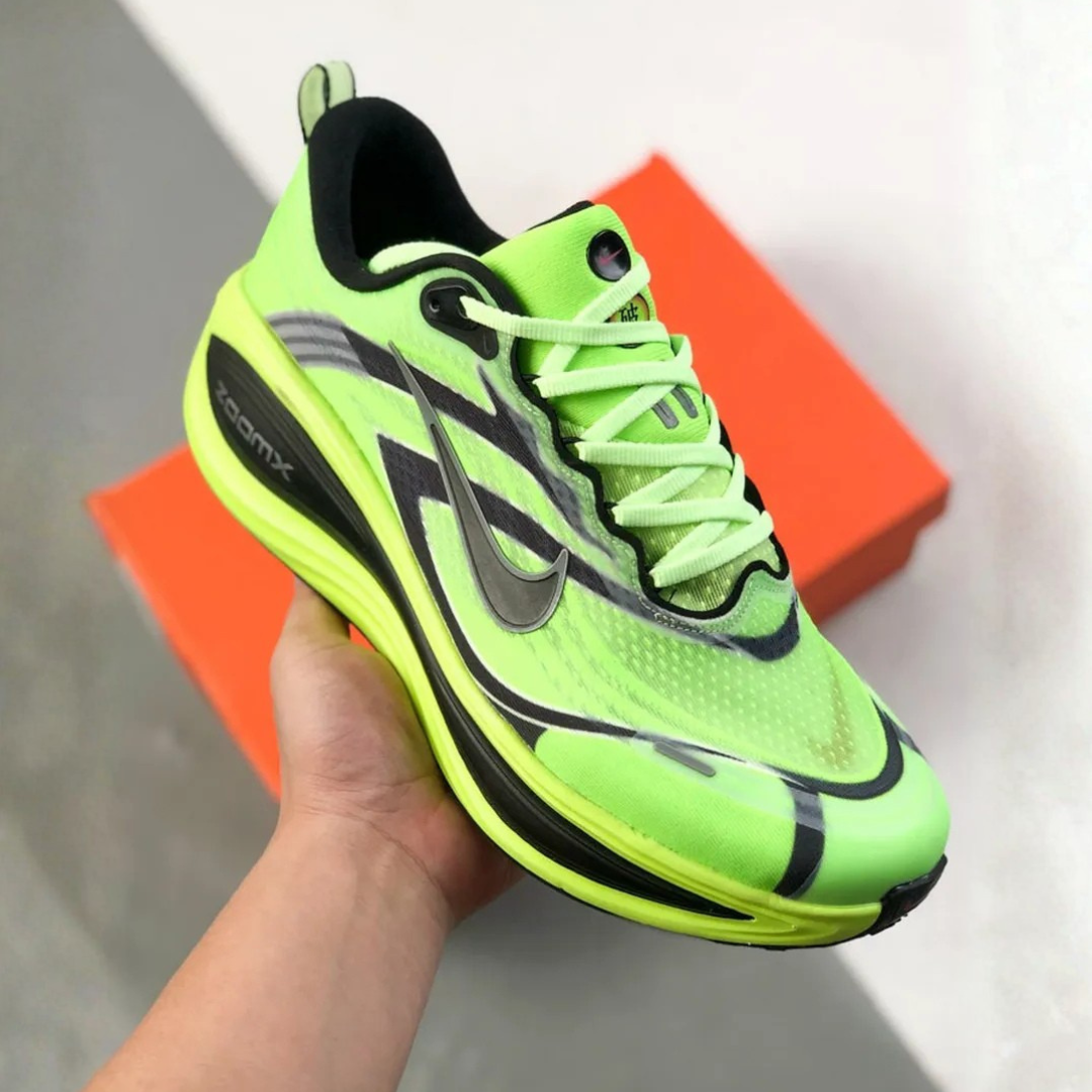 Nike Vomero Plus SE Ekiden - Volt/Black