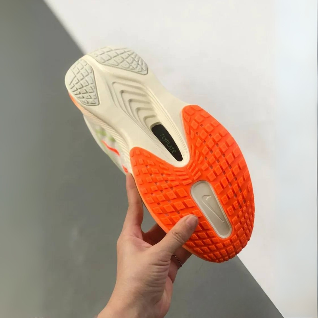 Nike Zoom Fly 6 - Bege/Laranja