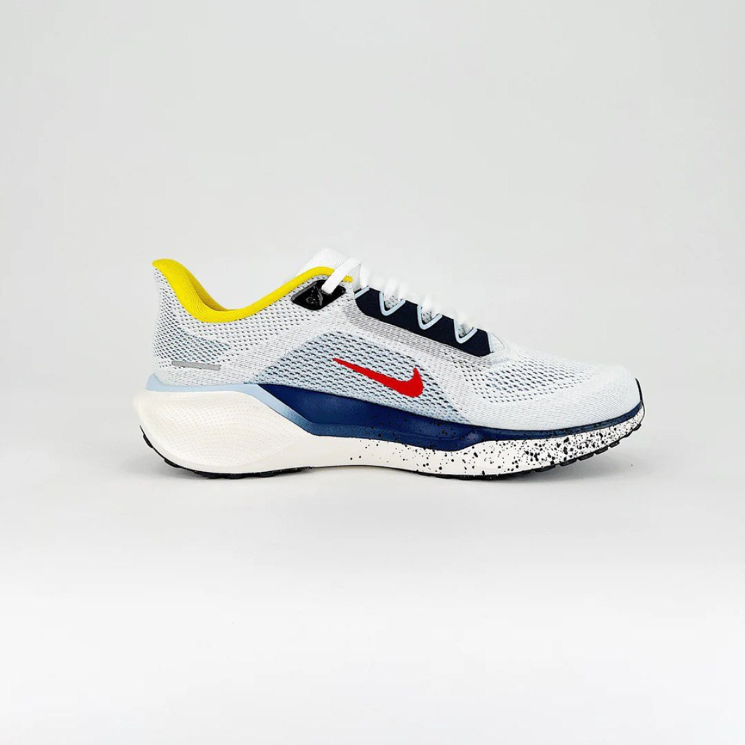 Nike Air Zoom Pegasus 41 - Branco/Azul/Amarelo/Vermelho