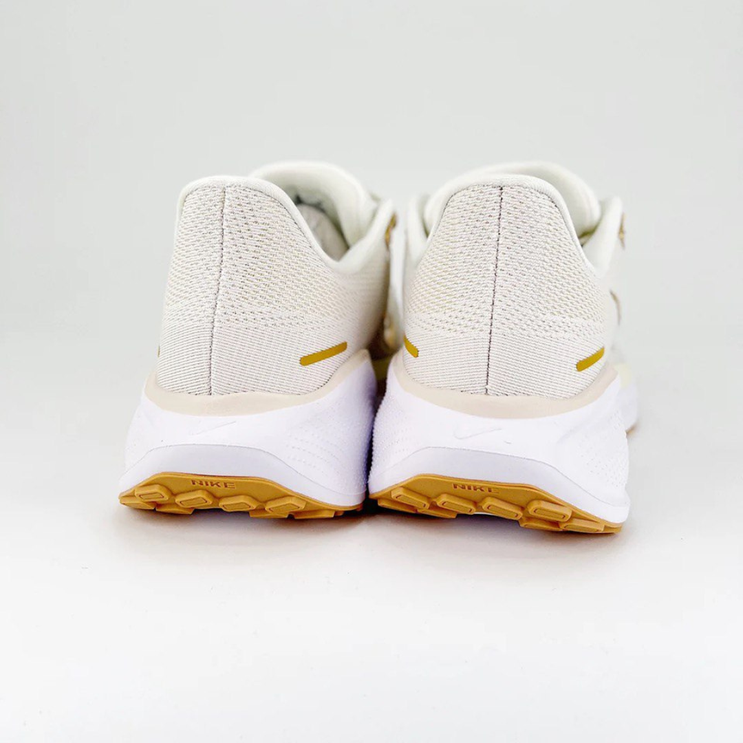 Nike Air Zoom Pegasus 41 - Bege/Dourado