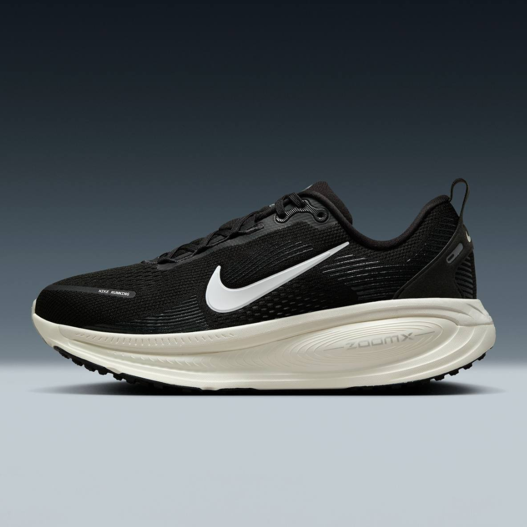 Nike Vomero 18 - Preto/Branco