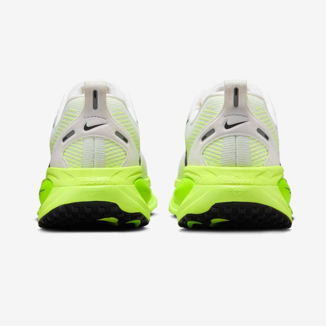 Nike Vomero 18 - Branco/Verde