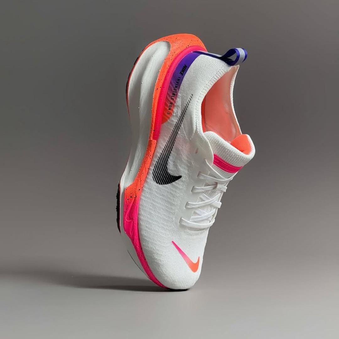 Nike Invincible Run 3 - Branco/Hyper Rosa