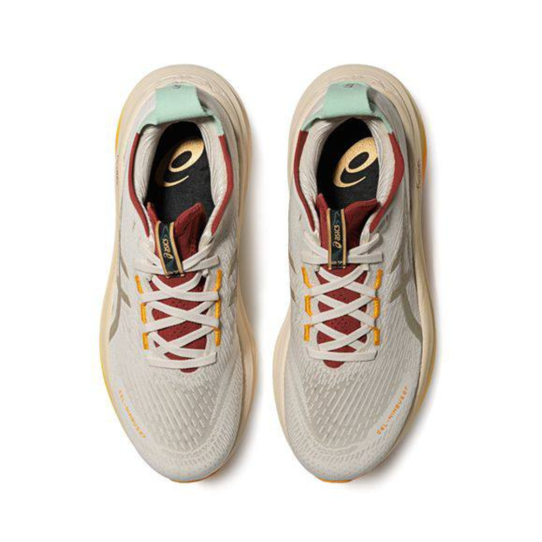 Asics Gel - Nimbus 27 - Branco/Dourado