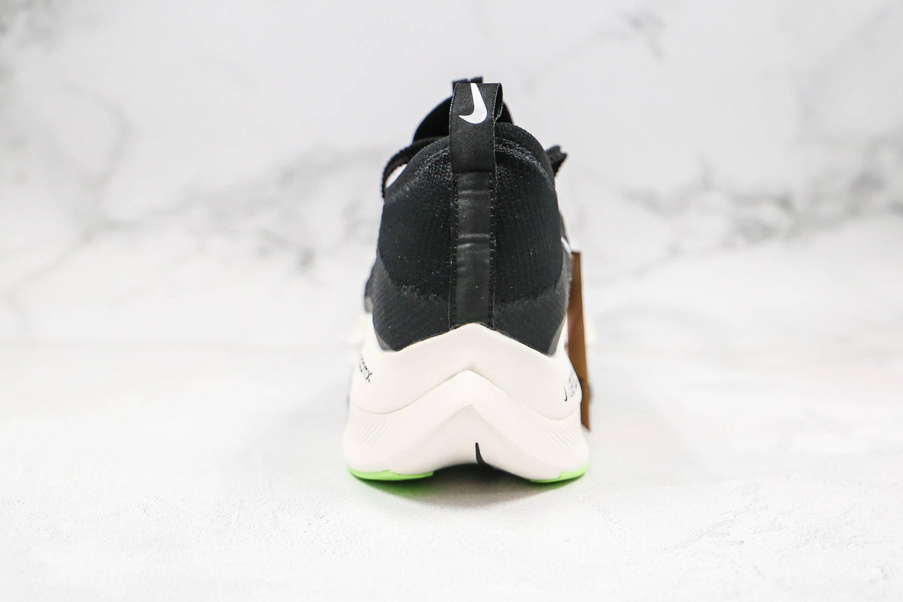 Nike Air Zoom Alphafly Next% 1 - Preto/Branco