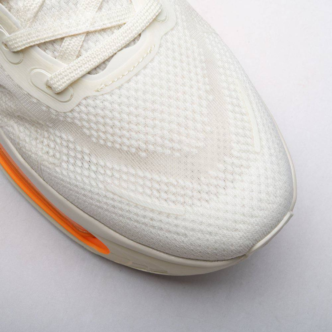 Nike Vomero Premium - Branco/Laranja