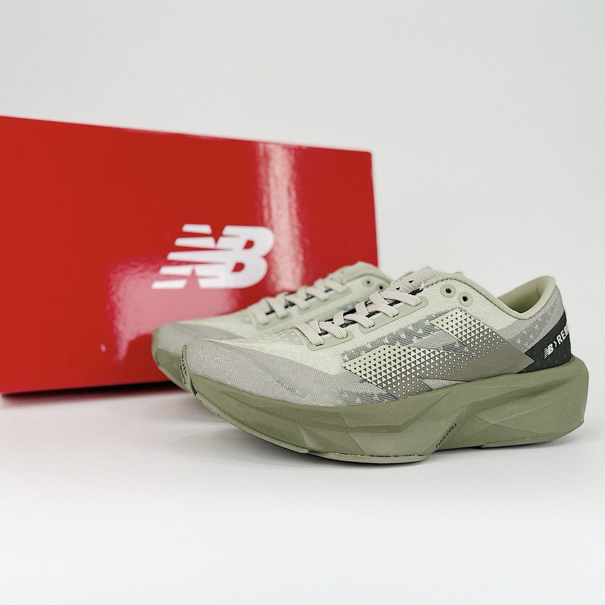 New balance 774 verde militare outlet