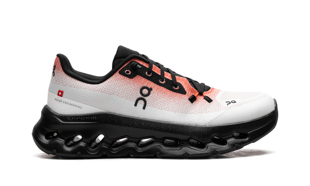 On Running Cloudtilt WMNS "Flame Eclipse"