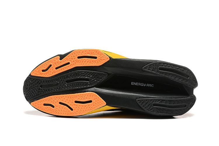New Balance Fuelcell Supercomp Elite V4 - Preto/Laranja – ForTimer
