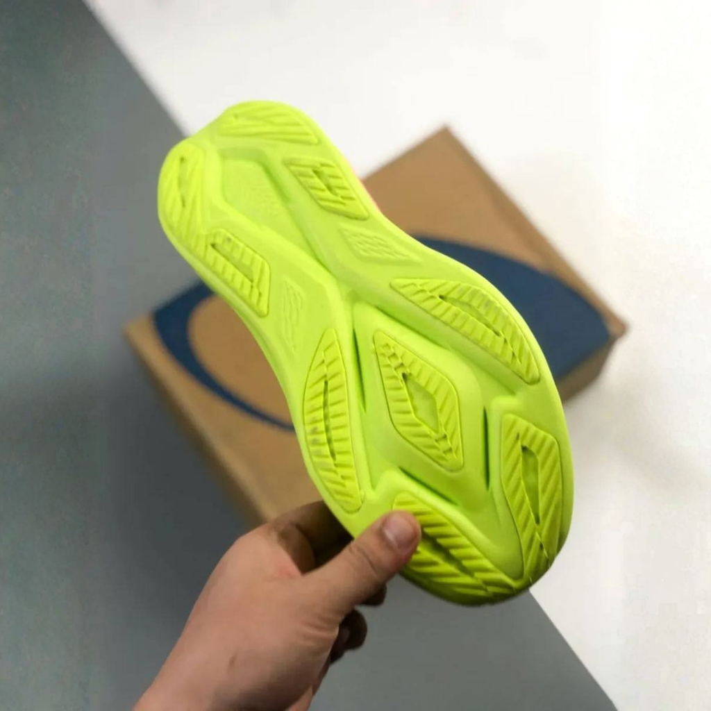 Asics Superblast 3 - Unissex - Verde/Laranja