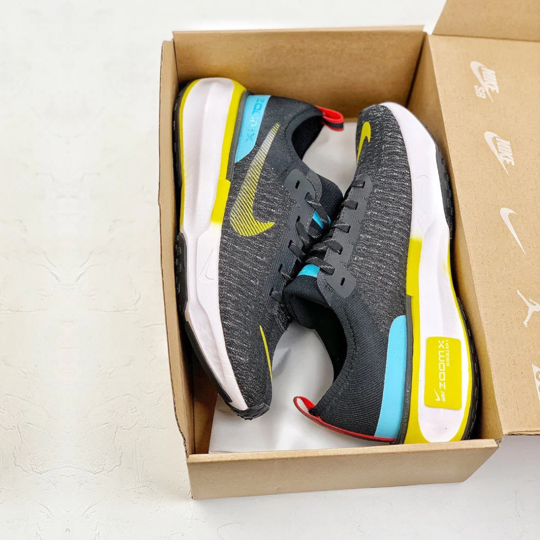 Nike Invincible Run 3 - Preto/Azul Báltico/Amarelo