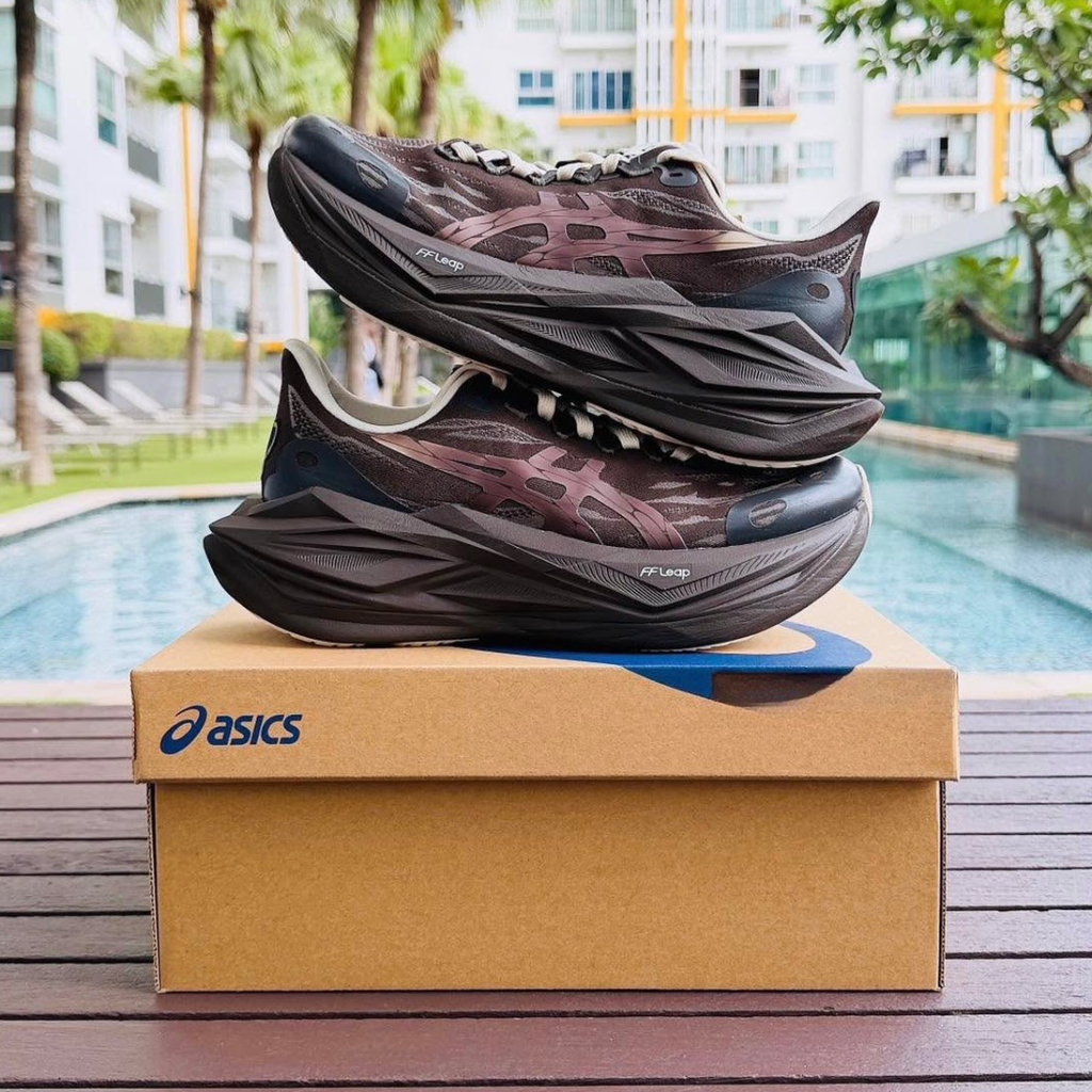 Asics Superblast 3 BT by Blacktoes