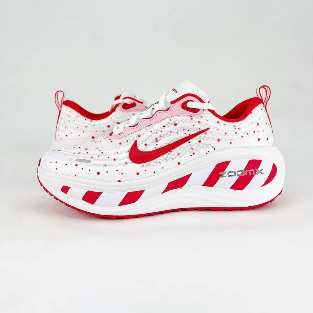 Nike Vomero Plus - Branco/Vermelho Carmim