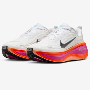 Nike Vomero Plus - Branco/Laranja/Rosa Fogo