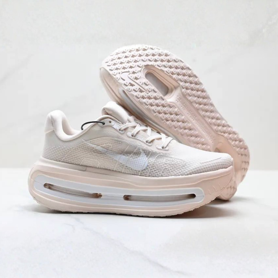 Nike Vomero Premium - Bege