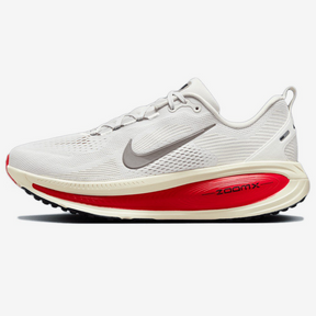 Nike Vomero 18 - Branco/Vermelho