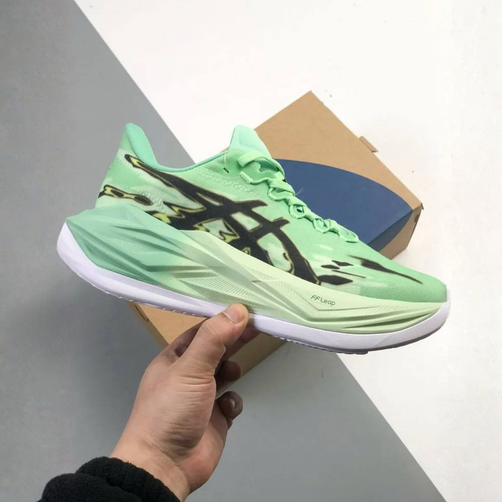 Asics Superblast 3 - Unissex - Verde/Preto