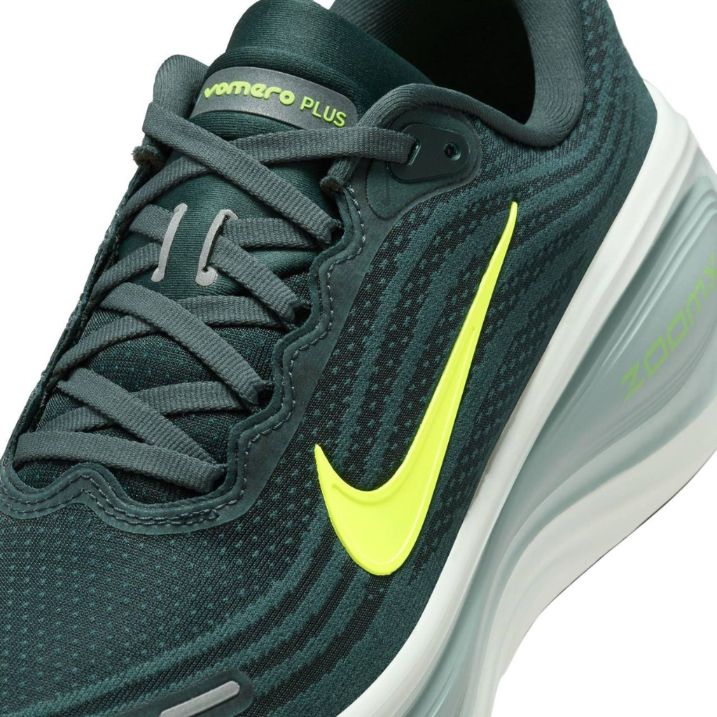 Nike Vomero Plus - Verde Escuro/Verde/Volt
