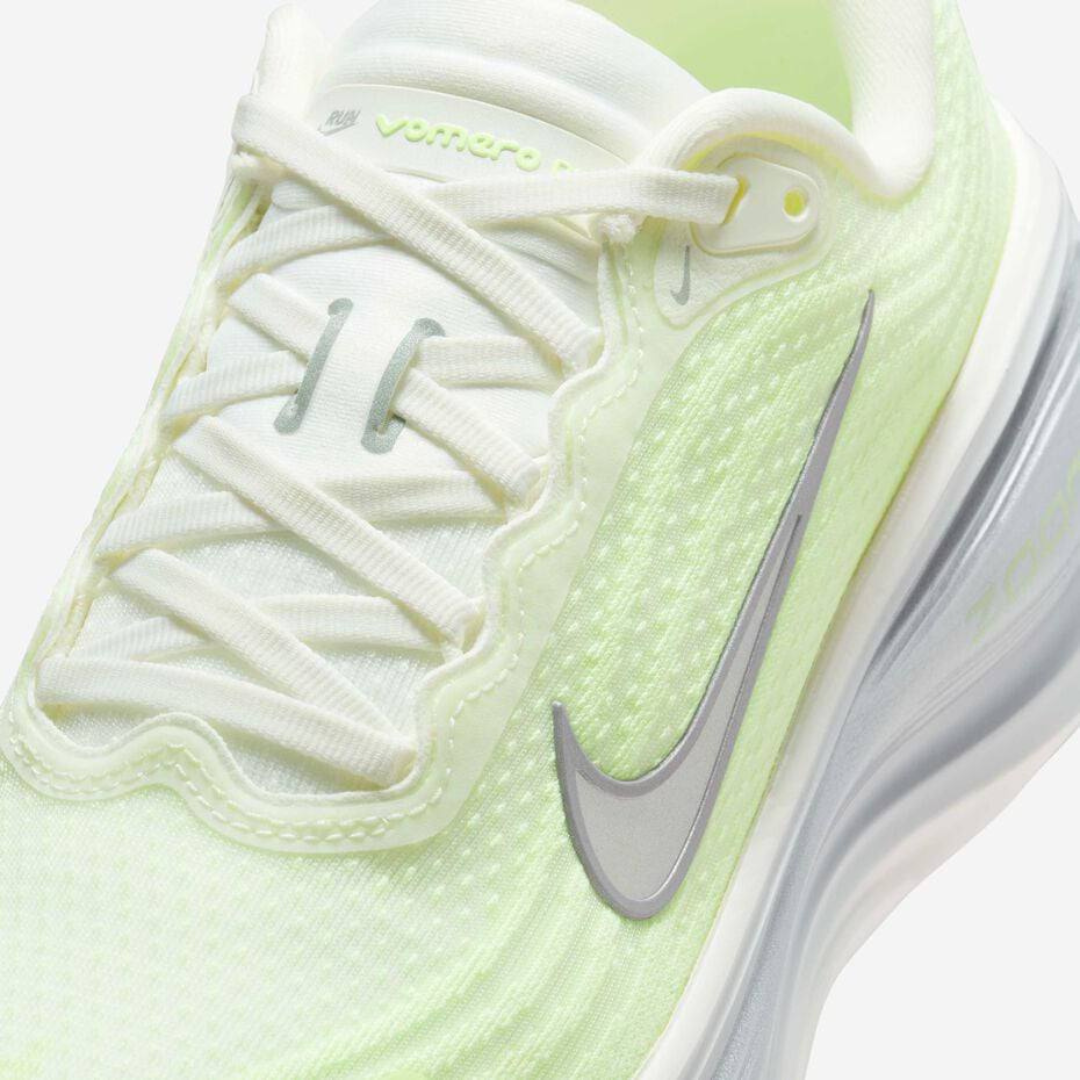 Nike Vomero Plus - Verde/Platinum