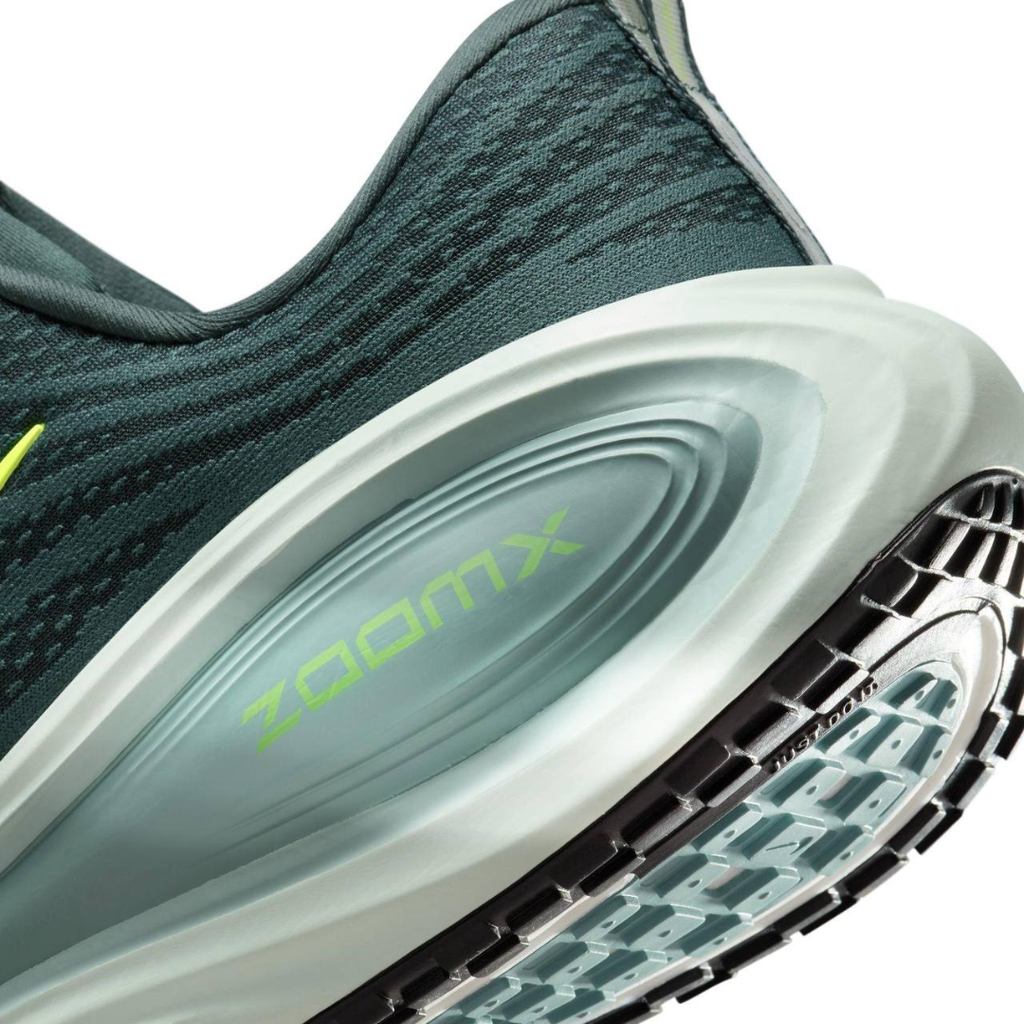 Nike Vomero Plus - Verde Escuro/Verde/Volt