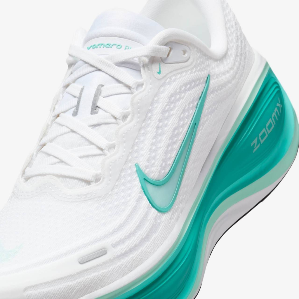 Nike Vomero Plus - Branco/Verde Água