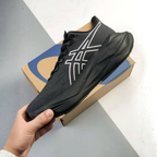 Asics Superblast 3 - Unissex - Preto