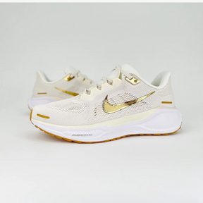 Nike Air Zoom Pegasus 41 - Bege/Dourado
