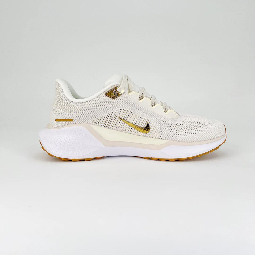 Nike Air Zoom Pegasus 41 - Bege/Dourado