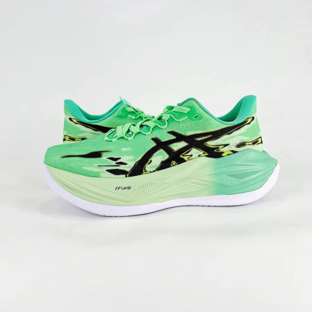 Asics Superblast 3 - Unissex - Verde/Preto