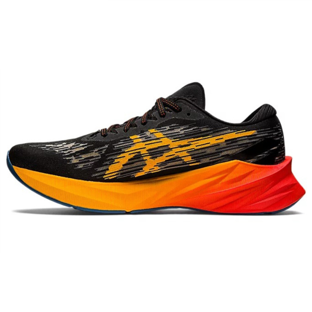 Asics Novablast 3 Preto com Vermelho e Laranja