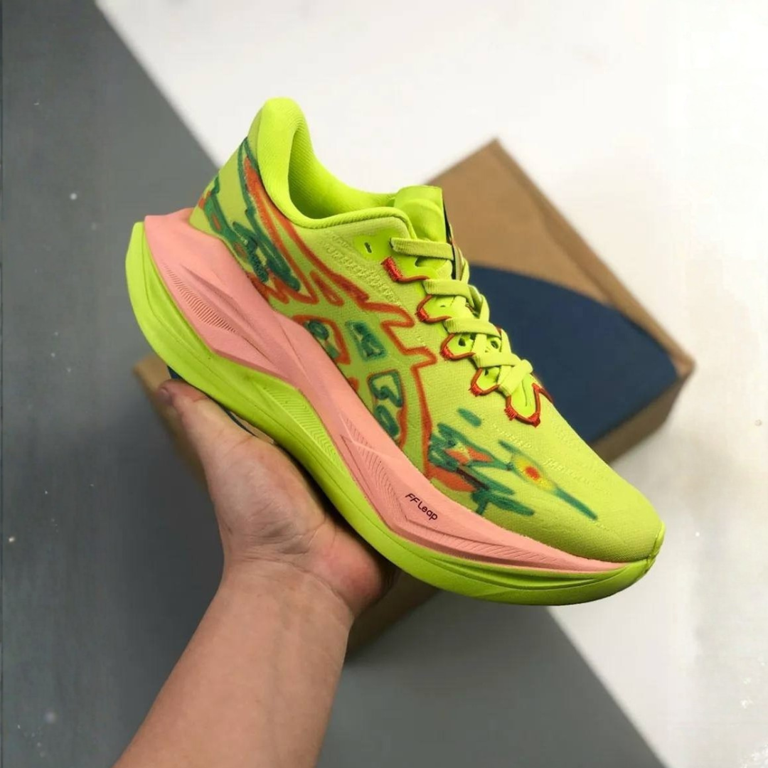 Asics Superblast 3 - Unissex - Verde/Laranja