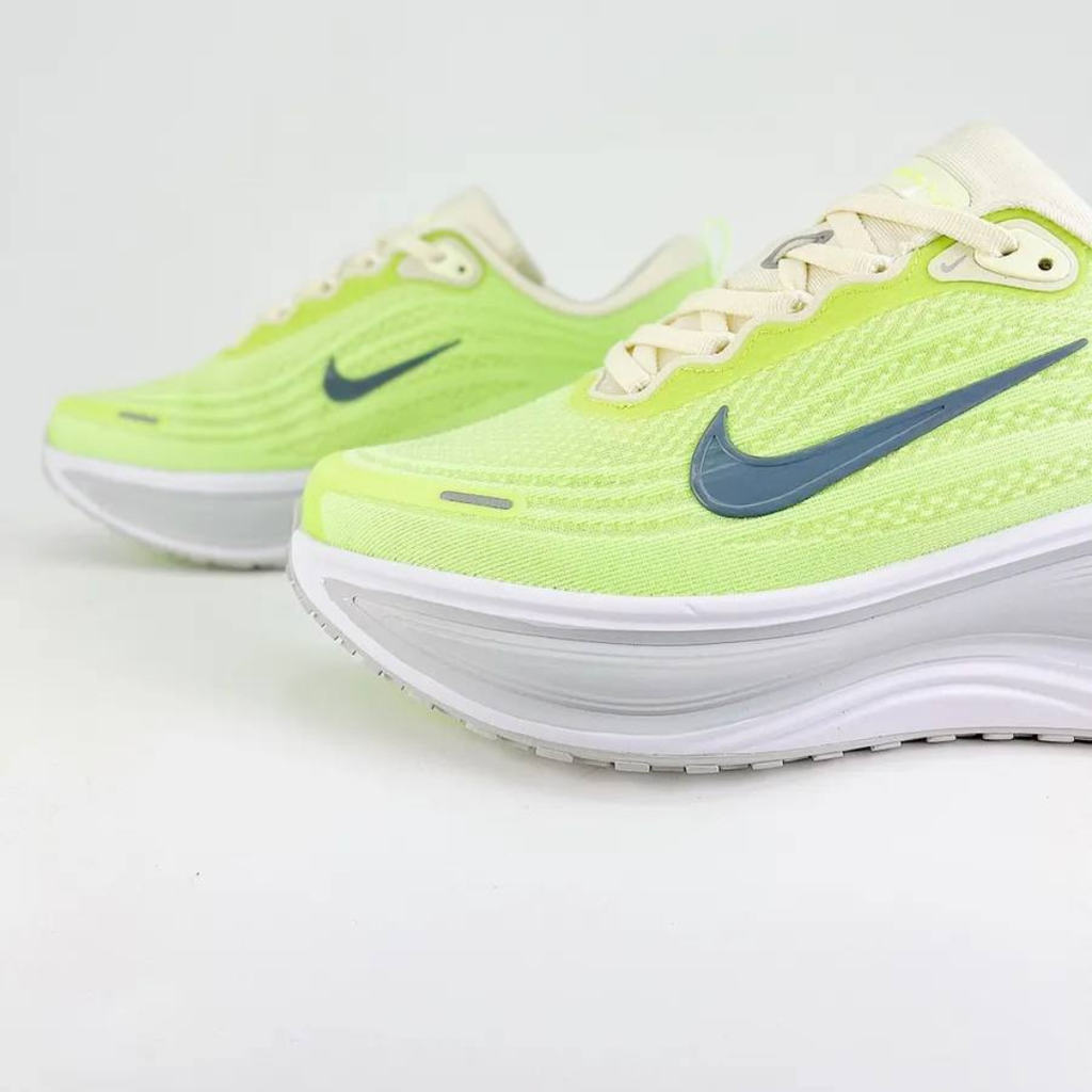 Nike Vomero Plus - Verde/Cinza