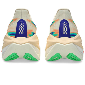 Asics Superblast 3 - Unissex - Bege/Laranja Claro