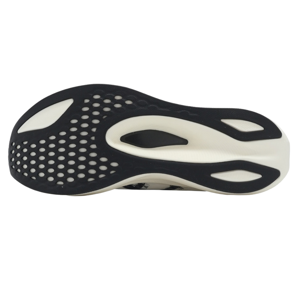 Asics Magic Speed 4 Branco / Preto