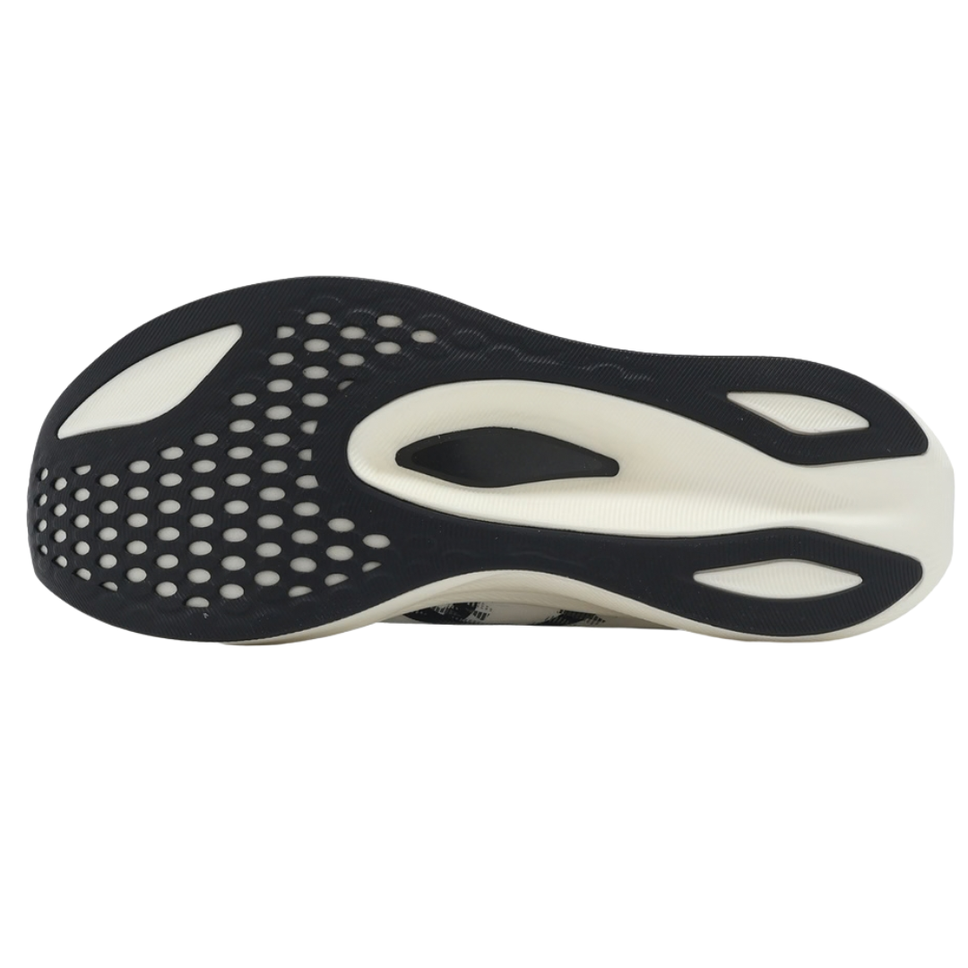 Asics Magic Speed 4 Branco / Preto
