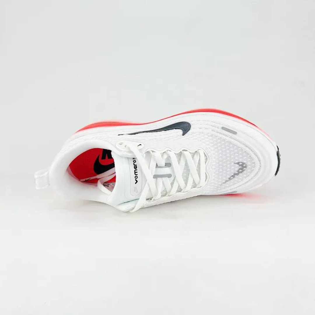 Nike Vomero Plus - Branco/Vermelho