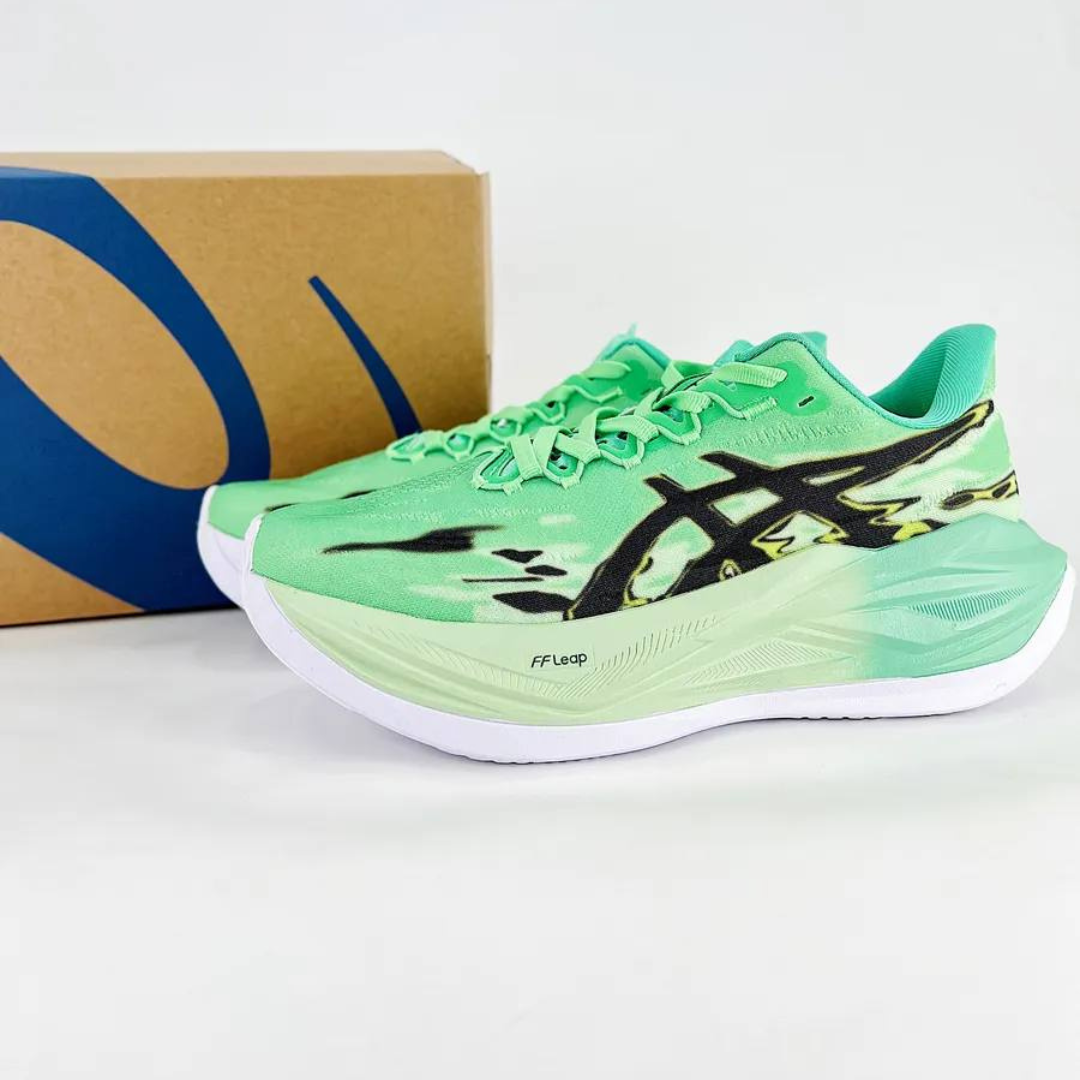 Asics Superblast 3 - Unissex - Verde/Preto