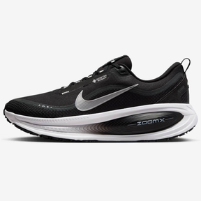 Nike Vomero 18 GORE-TEX - Preto/Branco