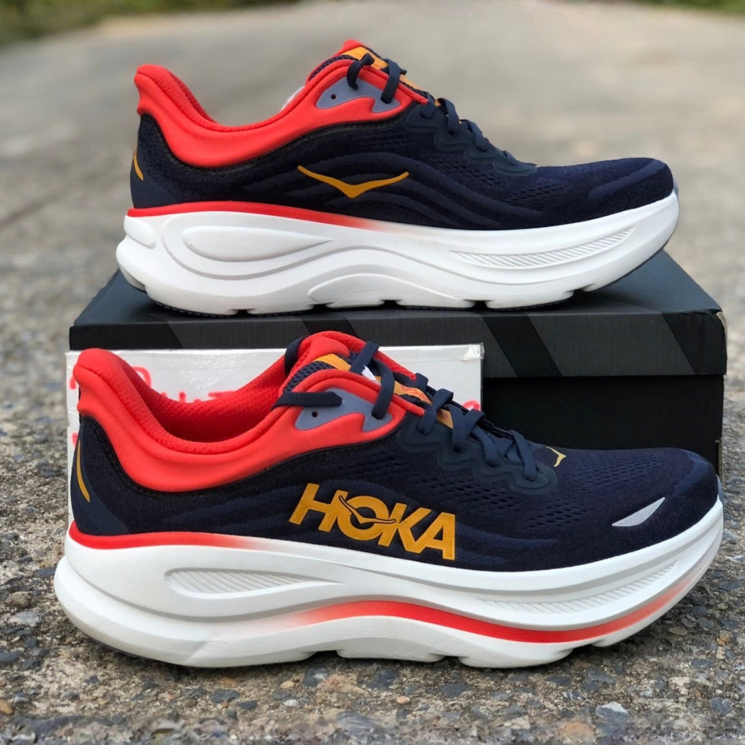 Hoka Bondi 9 – Azul Marinho/Vermelho