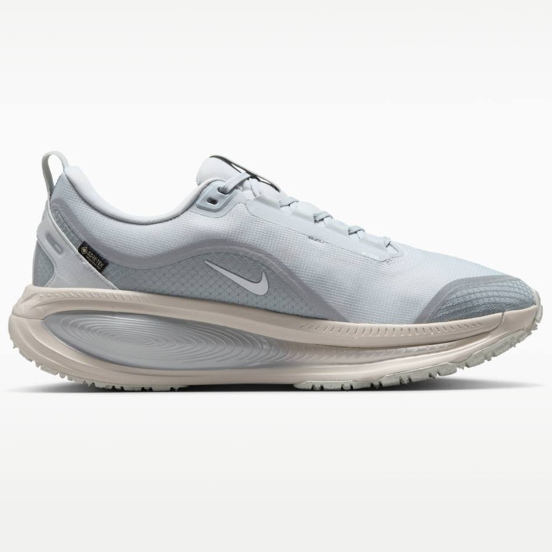 Nike Vomero 18 GORE-TEX - Cinza Metálico