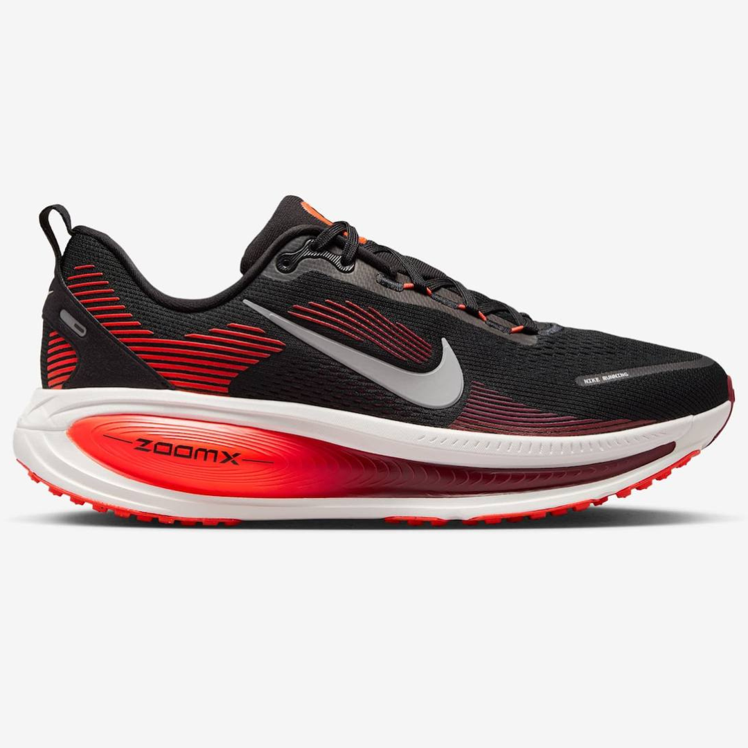 Nike Vomero 18 - Preto/Vermelho