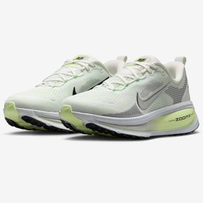Nike Vomero 18 - Verde Claro/Branco