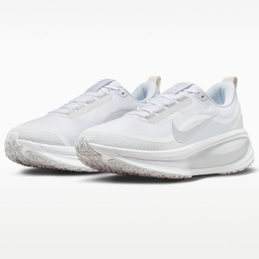 Nike Vomero 18 GORE-TEX - Branco/Cinza Metálico