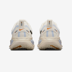 Nike Vomero 18 GORE-TEX - Bege/Cinza