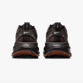 Nike Vomero 18 - Preto/Marrom