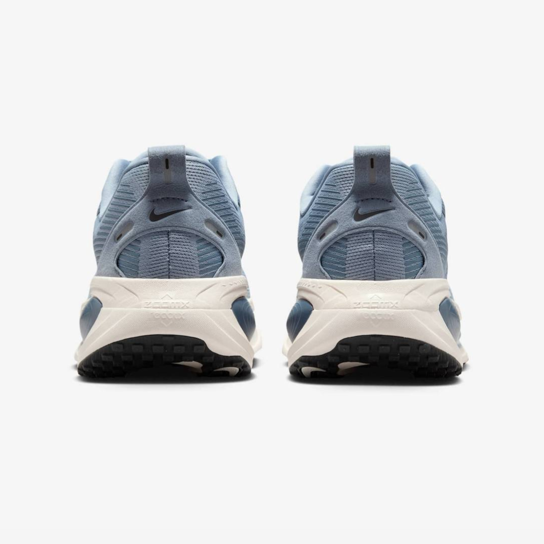 Nike Vomero 18 - Azul Jeans