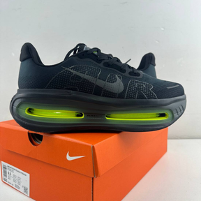 Nike Vomero Premium - Black Volt