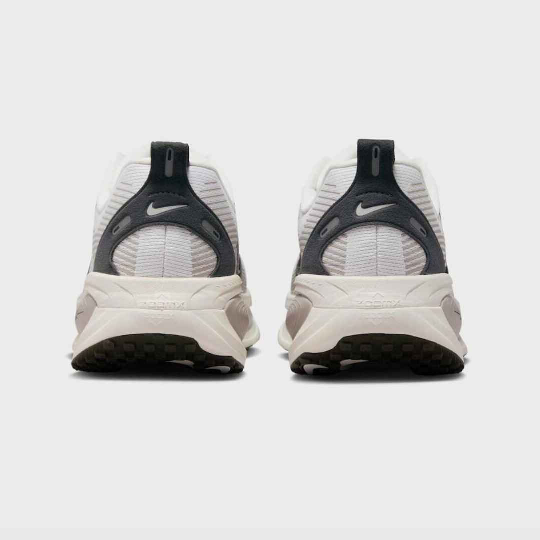 Nike Vomero 18 Run Pack - Branco