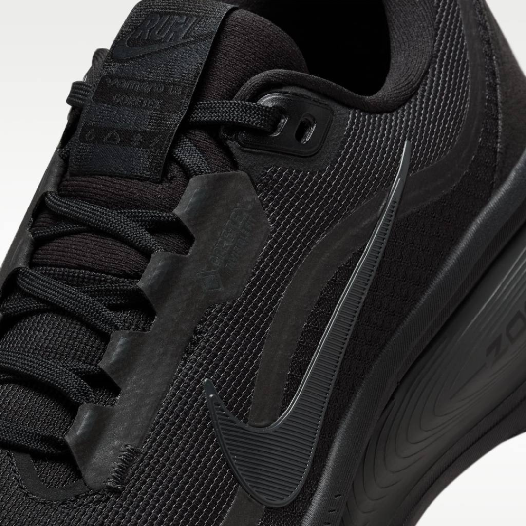 Nike Vomero 18 GORE-TEX - Preto